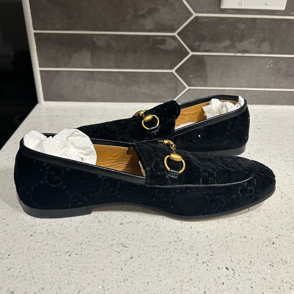 Designer shoes worn trying little dirty have been in storage for a while. - Picture 2 of 16